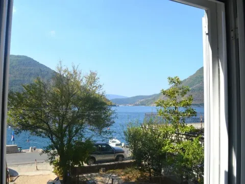 Sale, two bedroom apartment, 66m², Perast, Kotor