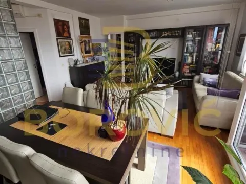 Prodaja, četvorosoban stan, 99m², Bulbulder, Zvezdara Sve Podlokacije - image 4