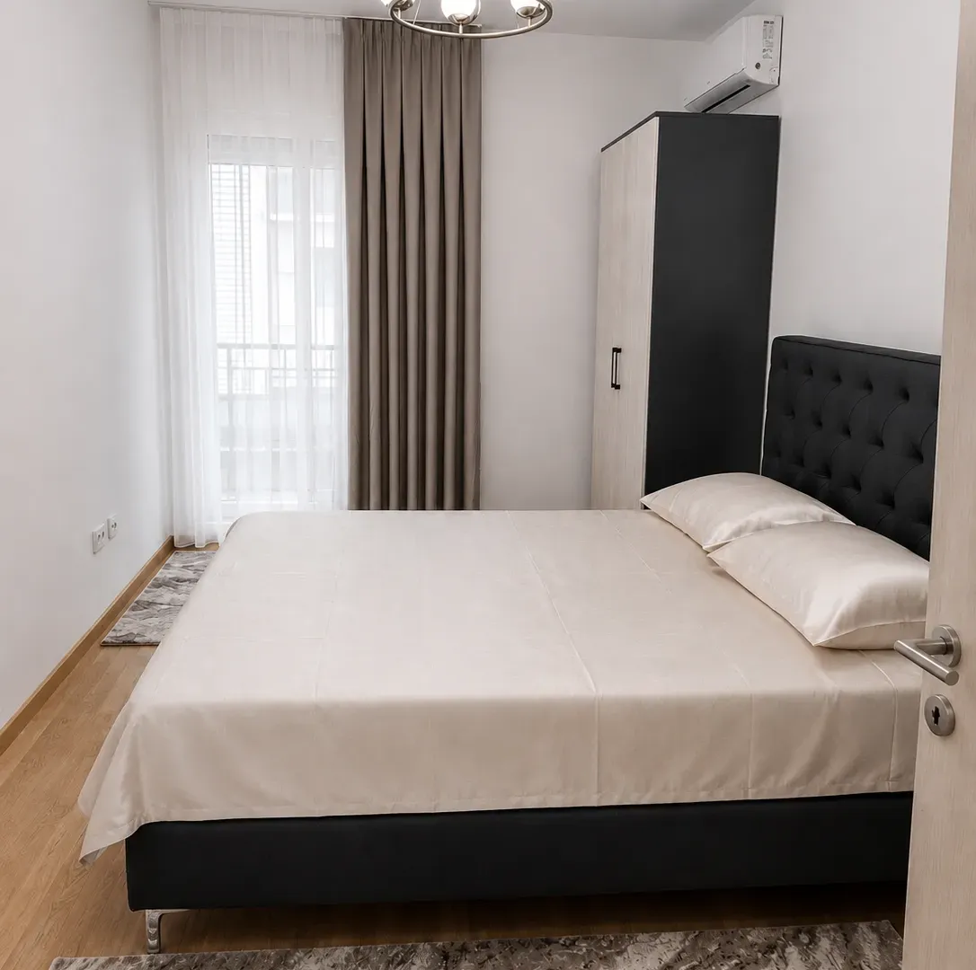 Izdavanje, dvosoban stan, 60m², Stara Varoš, Podgorica