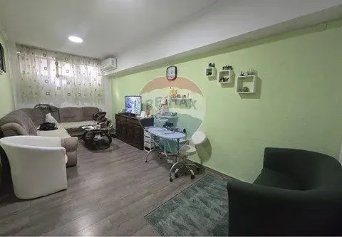 Sale, office space, City Kvart, Podgorica - image 2