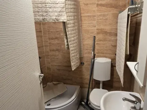 Rent, one bedroom apartment, 30m², Detelinara, Novi Sad Sve Podlokacije - image 4