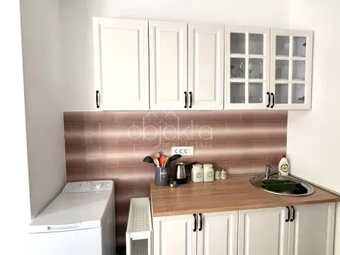 Izdavanje, stan, 55m², Tivat, Crna Gora - image 3