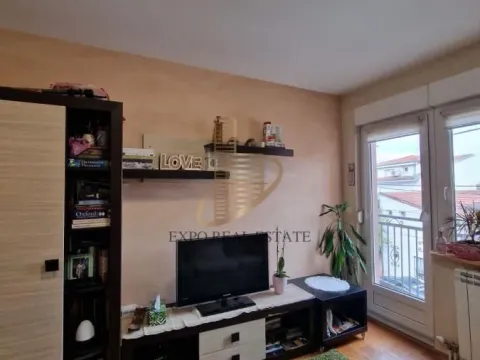 Prodaja, trosoban stan, 58m², Uciteljsko Naselje, Zvezdara Sve Podlokacije - image 3