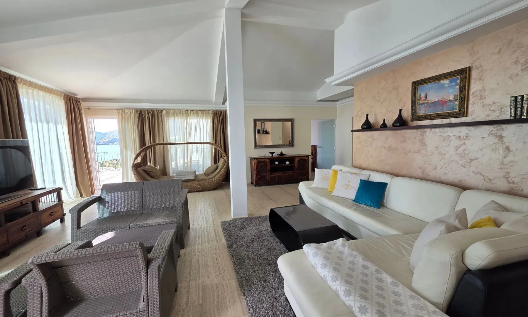 Prodaja, ugostiteljski objekat, 1200m², Sveti Stefan, Budva