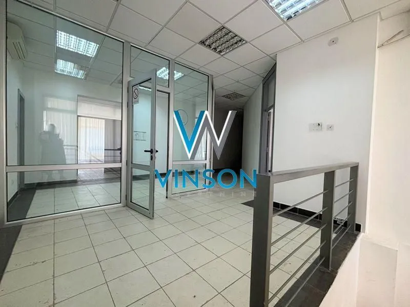 Rent, office space, 395m², Bulevar Oslobodjenja, Novi Sad Sve Podlokacije