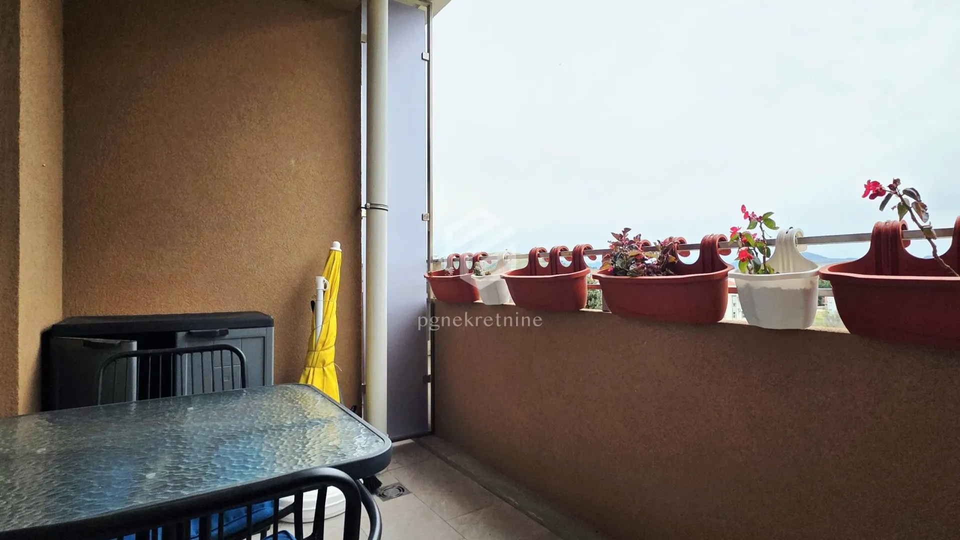 Rent, one bedroom apartment, 49m², Central Point, Podgorica