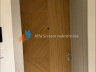 Izdavanje, trosoban stan, 77m², Savski Venac, Beograd - image 13