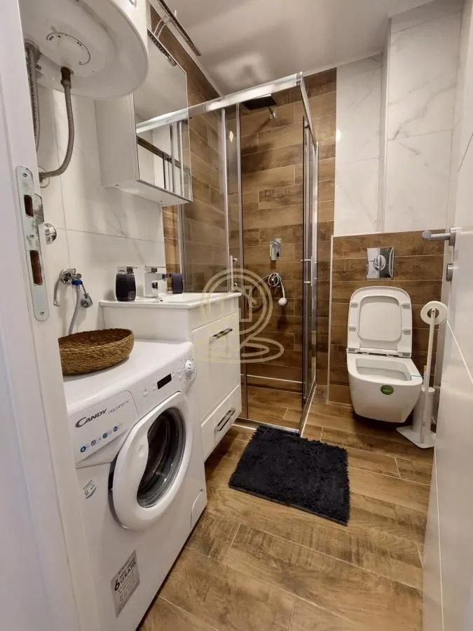 Izdavanje, jednosoban stan, 25m², Autokomanda, Voždovac Sve Podlokacije