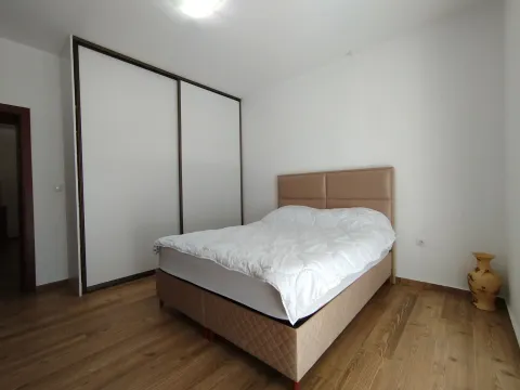 Izdavanje, stan, 68m², Centar, Podgorica - image 7