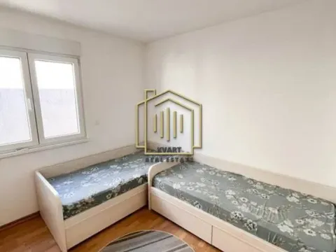 Izdavanje, dvosoban stan, 63m², Blok 9, Podgorica - image 7