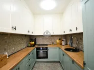 Prodaja, trosoban stan, 97m², Krivi Most, Podgorica - image 6