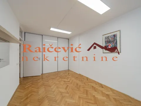 Izdavanje, poslovni prostor, 58m², Kalenić Pijaca, Vračar Sve Podlokacije - image 17