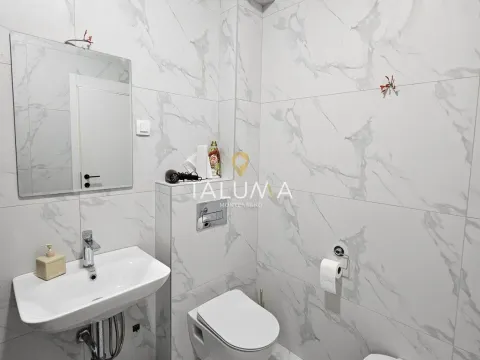 Izdavanje, dvosoban stan, 86m², Stara Varoš, Podgorica - image 12