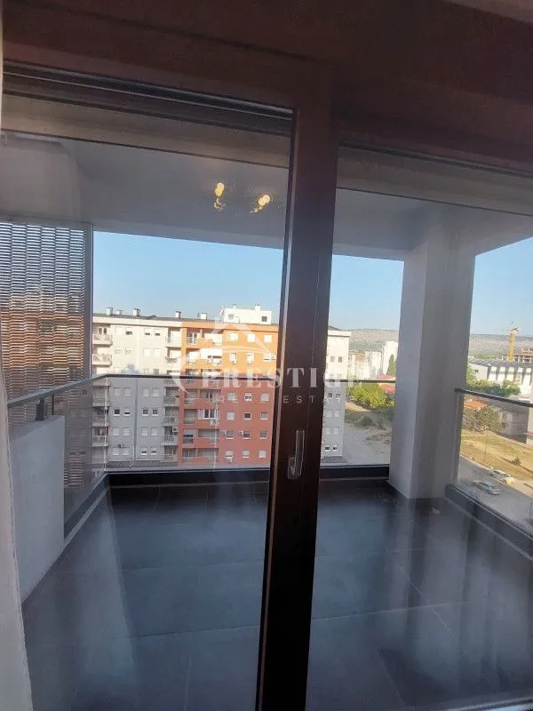 Izdavanje, jednosoban stan, 47m², Master Kvart, Podgorica
