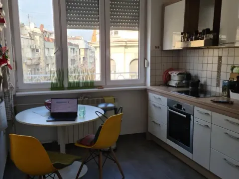 Izdavanje, dvosoban stan, 56m², Kalenić Pijaca, Vračar Sve Podlokacije - image 4