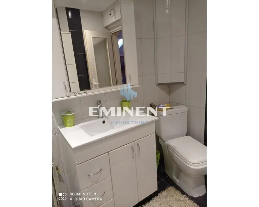 Sale, three bedroom apartment, 133m², Uciteljsko Naselje, Zvezdara Sve Podlokacije