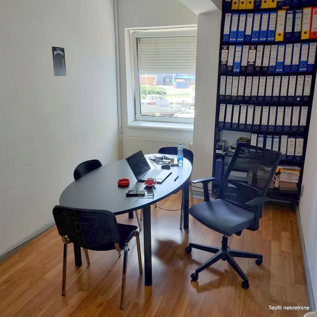 Rent, office space, 48m², Galenika, Beograd