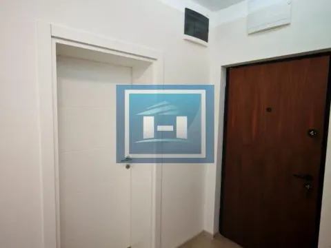 Prodaja, trosoban stan, 70m², Paraćin, Srbija - image 8