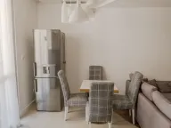 Izdavanje, dvosoban stan, 72m², Centar, Tivat - image 12