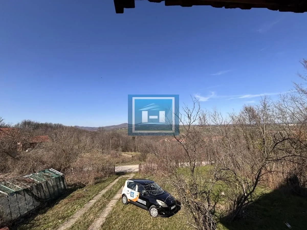 Prodaja, kuća, 360m², Šantarovac, Jagodina