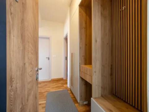 Sale, one bedroom apartment, 46m², Velika Plaža, Ulcinj - image 2