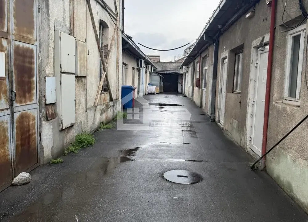 Izdavanje, poslovni prostor, 800m², Borča 1, Borča Sve Podlokacije