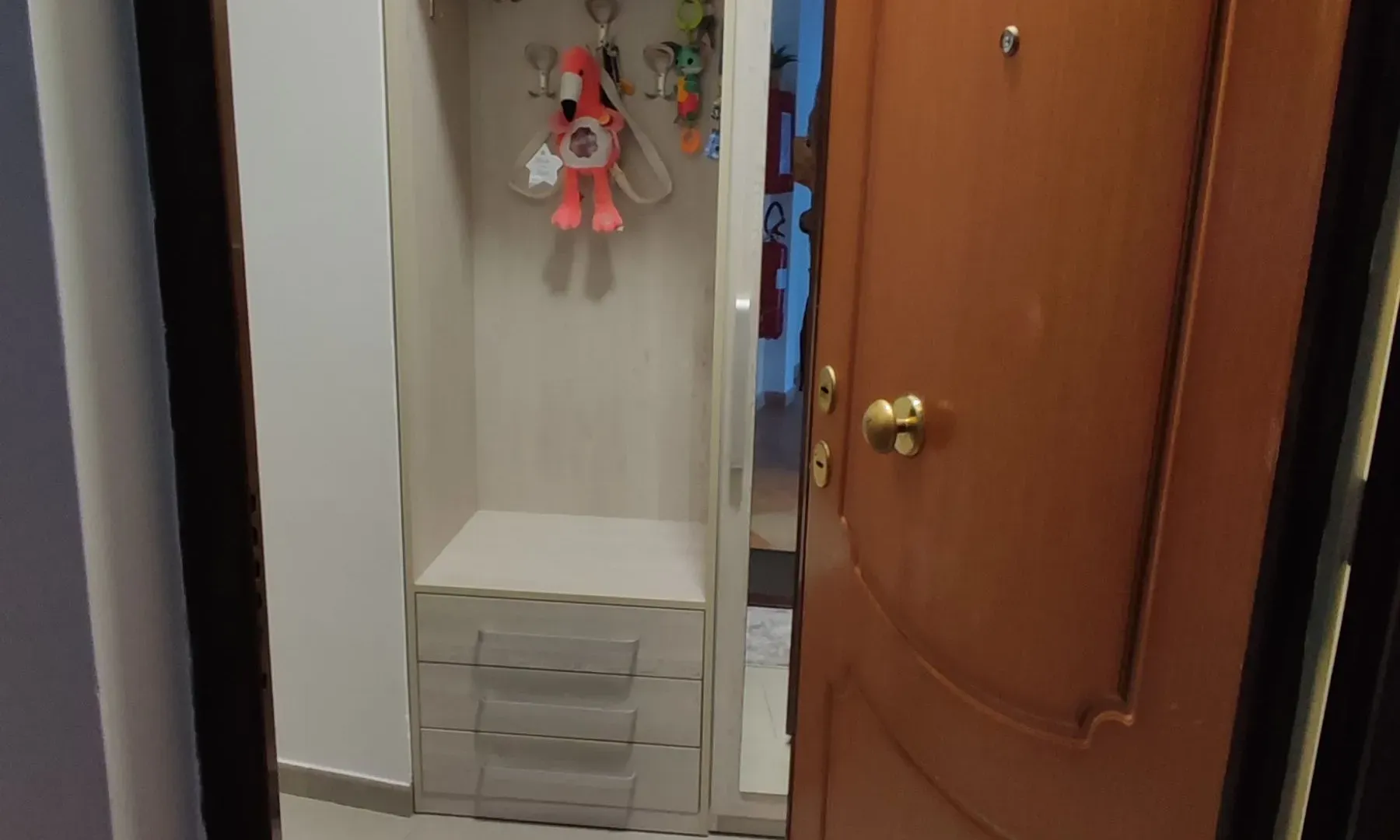 Sale, two bedroom apartment, 104m², Šušanj, Bar