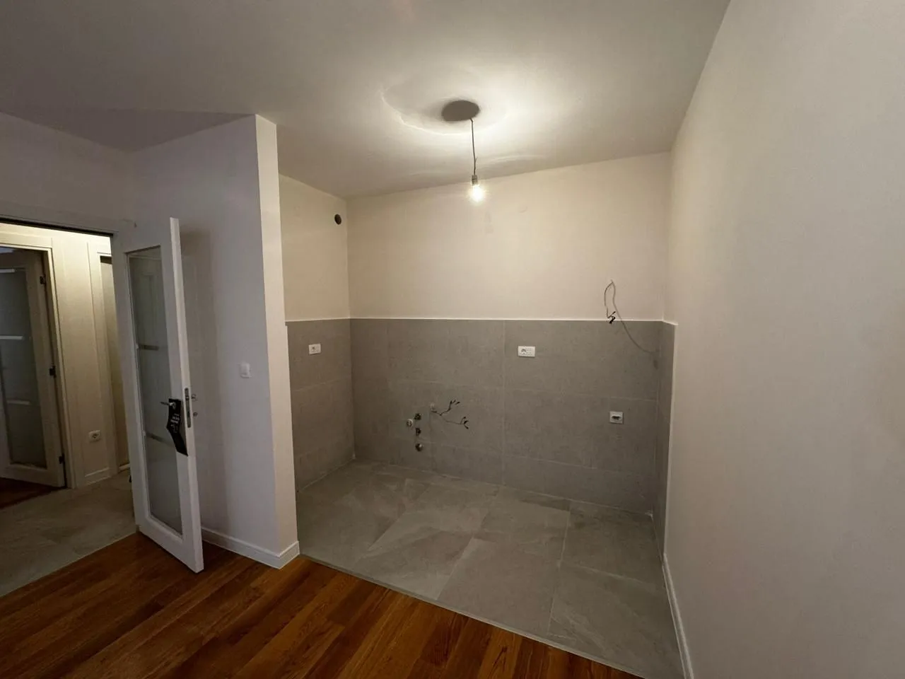 Prodaja, dvosoban stan, 68m², Central Point, Podgorica