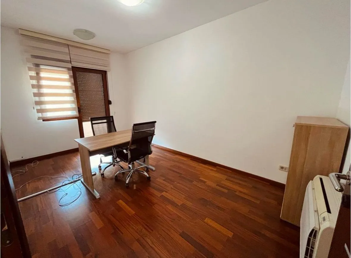 Rent, office space, 105m², Preko Morače, Podgorica