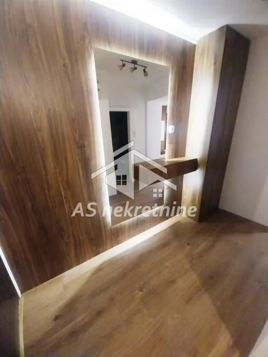 Prodaja, dvosoban stan, 48m², Kalenić Pijaca, Vračar Sve Podlokacije
