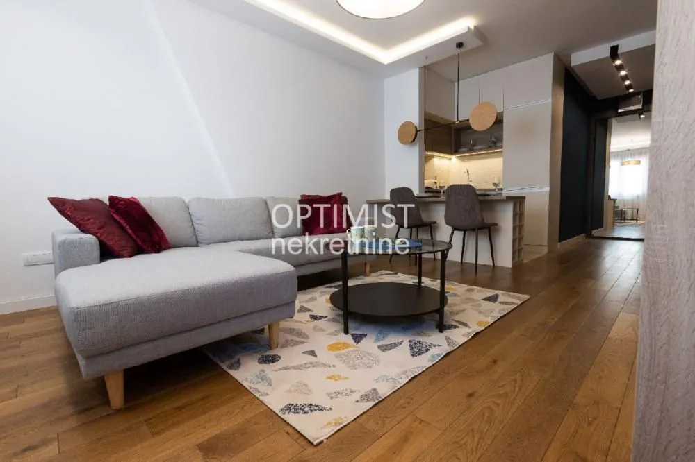 Rent, one bedroom apartment, 35m², Crveni Krst, Beograd