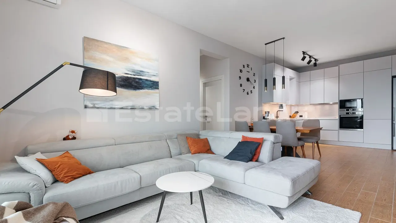 Sale, two bedroom apartment, 81m², Bečići, Budva