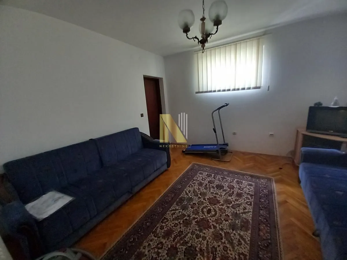 Prodaja, kuća, 272m², Bela Palanka, Srbija