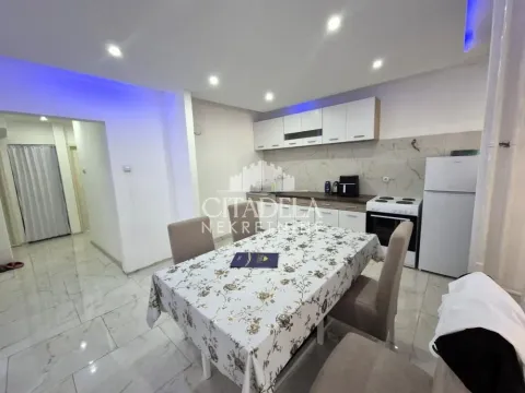 Sale, three bedroom apartment, 90m², Brace Jerković, Voždovac Sve Podlokacije - image 8