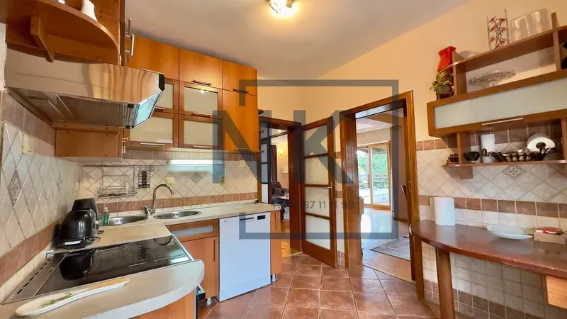 Rent, house, 300m², Ibričevina, Podgorica