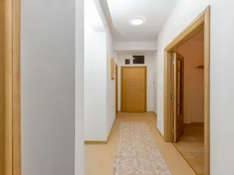 Sale, three bedroom apartment, 107m², Pržno, Budva - image 2