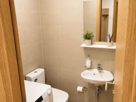 Izdavanje, dvosoban stan, 72m², Dubovica, Budva - image 11