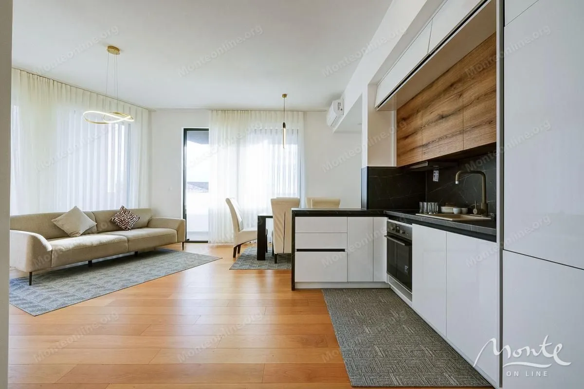 Prodaja, jednosoban stan, 67m², Bečići, Budva