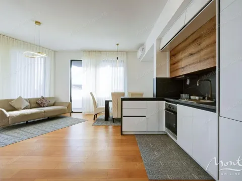 Sale, one bedroom apartment, 67m², Bečići, Budva - image 8