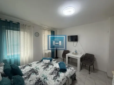 Rent, studio apartment, 19m², Sarina Medja, Jagodina - image 2