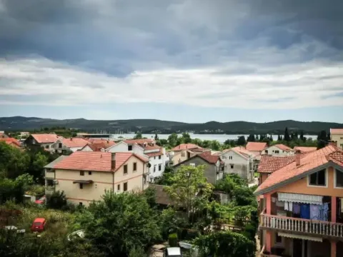 Prodaja, kuća, 525m², Tivat, Crna Gora - image 1
