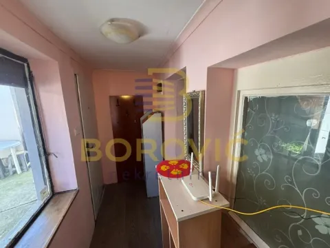 Rent, three bedroom apartment, 54m², Karaburma, Palilula Sve Podlokacije - image 9