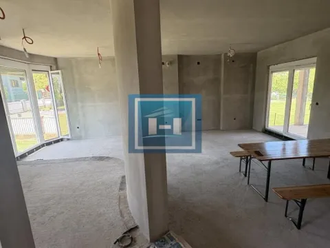 Prodaja, kuća, 170m², Budžino brdo, Jagodina - image 2