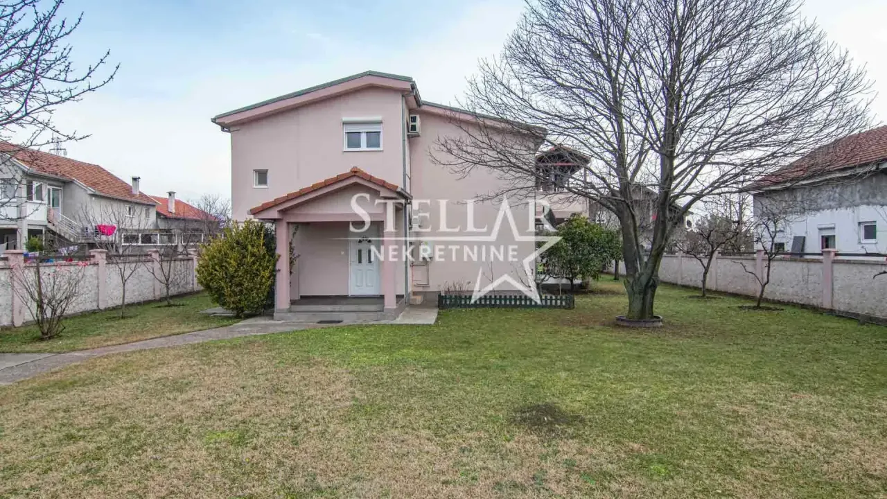Rent, house, 300m², Donji Kokoti, Podgorica