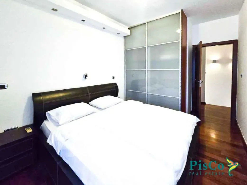 Izdavanje, dvosoban stan, 95m², Kruševac, Podgorica