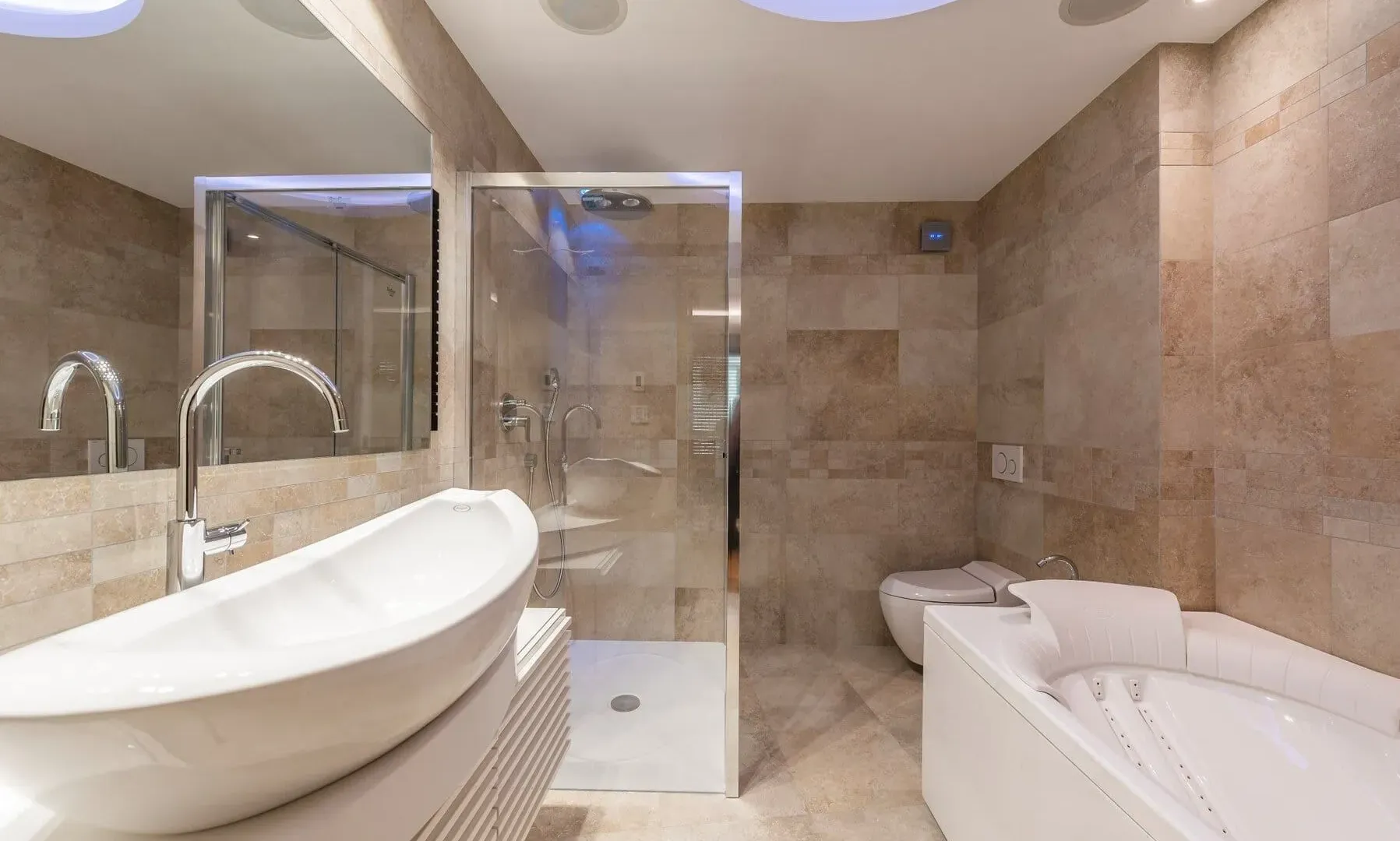 Sale, one bedroom apartment, 115m², Centar, Budva