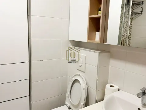 Izdavanje, jednosoban stan, 45m², City Kvart, Podgorica - image 4