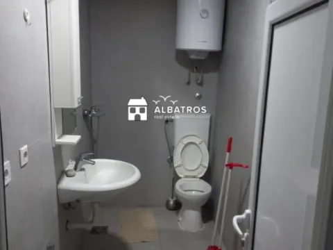 Izdavanje, jednosoban stan, 50m², Šušanj, Bar - image 9