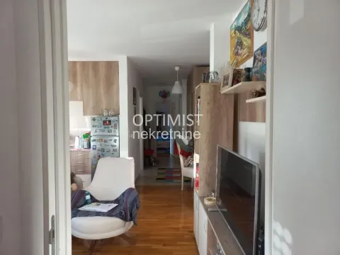 Sale, three bedroom apartment, 45m², Zvezdara Sve Podlokacije, Beograd - image 7