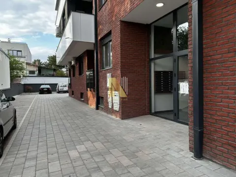 Rent, office space, 48m², Bulevar Evrope, Novi Sad Sve Podlokacije - image 13